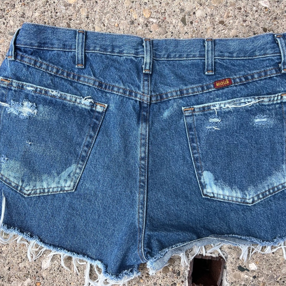 Women’s distressed Wrangler jean shorts